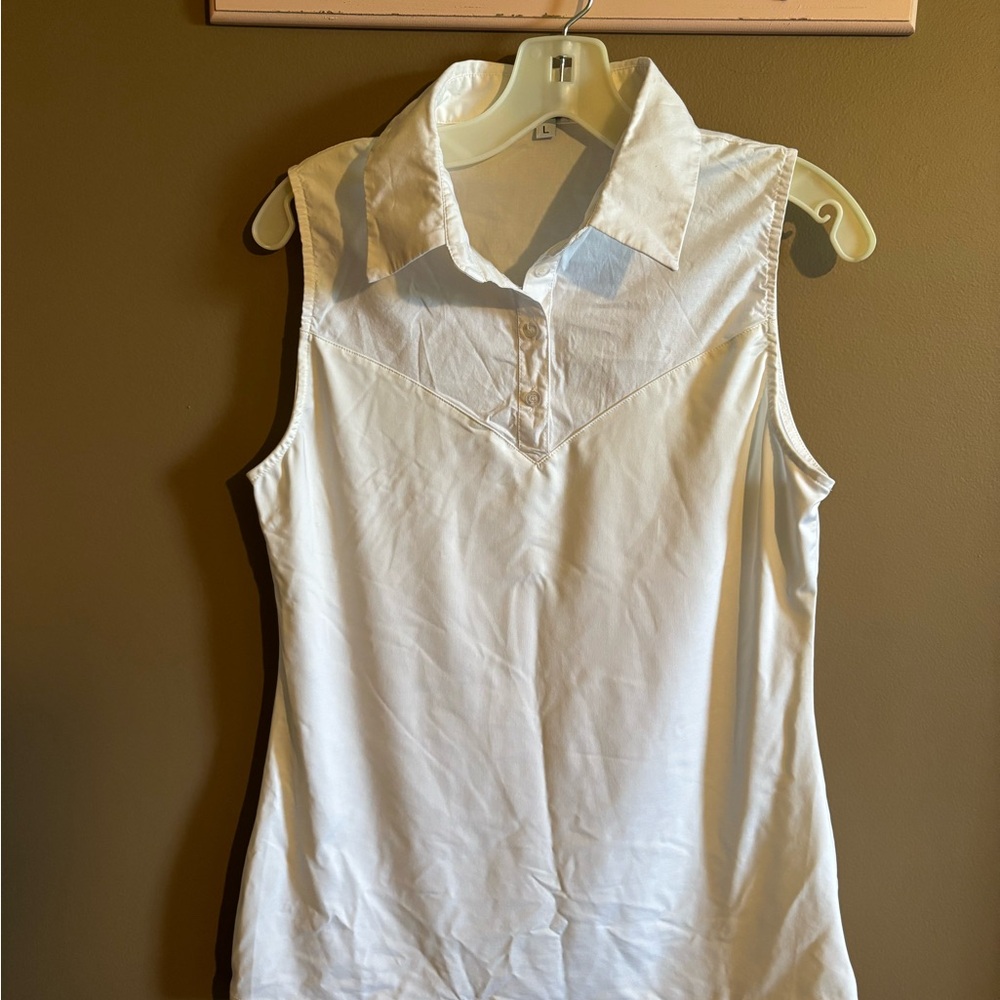 Skinny Brand White Sleeveless layering shirt.